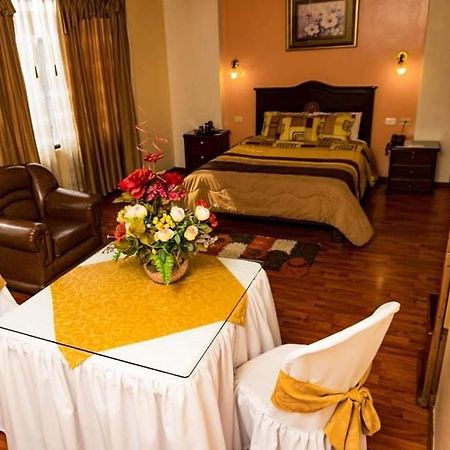 Hotel Los Ilinizas Latacunga Extérieur photo