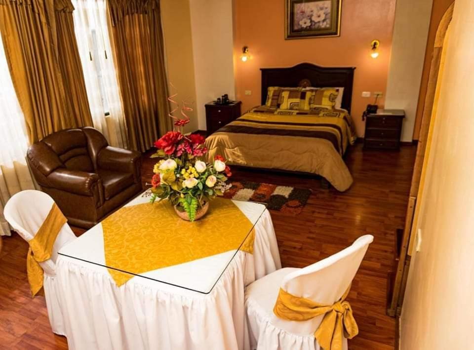 Hotel Los Ilinizas Latacunga Extérieur photo